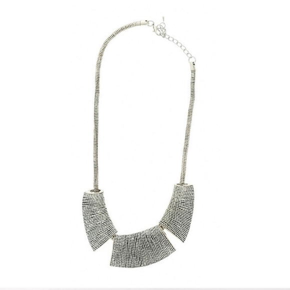 Three piece silver statement necklace - Picture 1 of 5